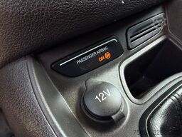 FORD Transit Courier 1.5 TdCi L1H1 Klima Ahk Kamera