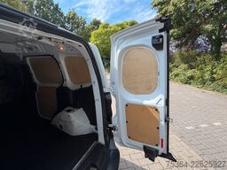 FORD Transit Courier 1.5 TdCi L1H1 Klima Ahk Kamera