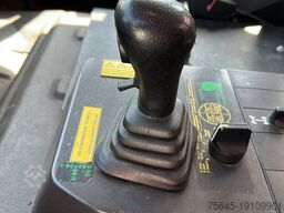 Mercedes-Benz SK 2638