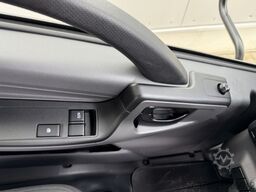 ISUZU M30 H  5.2 l  190 PS Radst. 3.365 mm