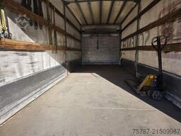 IVECO 120E25 Pritsche&Plane,Ladebordwand 1,5 To