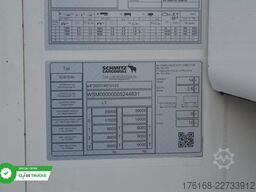 SCHMITZ CARGOBULL SKO FP 60 ThermoKing SLXi 300