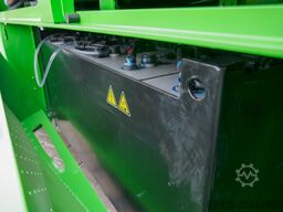 JMG MC 130S