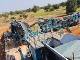 Constmach Mobile Crushing and Screening Plant