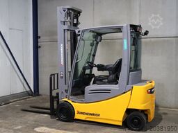 Jungheinrich EFG 320