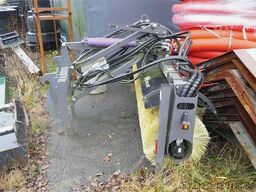 Holms SL-2.5 sweeper