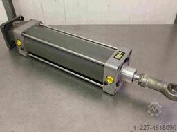 Martonair RM/8125B/M