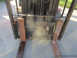 Manitou MI35D Triplex-Freihub 4,7m + Seitenschieber