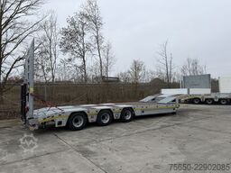 Möslein ST 3  3 Achs Satteltieflader neu