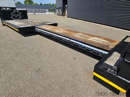 Meusburger MPG 3 / LOW BED / EXTENDABLE / 3 x STEERING AXLE