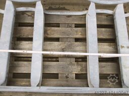 unbekannt 2x 200 Liter-Fässer