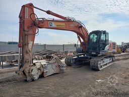Hitachi ZX220LC (Abu Dhabi)