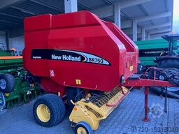 New Holland BR 750 Crop Cutter