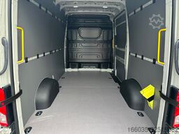 VW Crafter Kombi Kasten 35 L3H3 AHK LED Boden Kamer