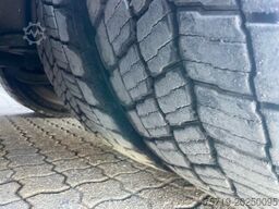 Mercedes-Benz 2533 Antos 6x2 Faun Vario 524