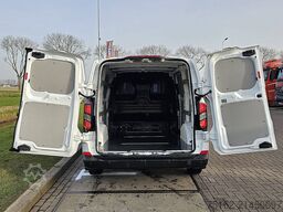 FORD TRANSIT CUSTOM 2.0 L1H1 LED Navi