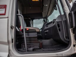 RENAULT T520+INTARDER+BIG AXLE+ 70Ton