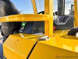 Combilift CB3000 / FREE LIFT / NEW TIRES /LIKE NEW