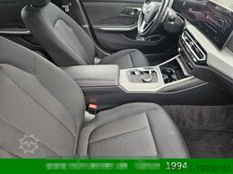 BMW 320 d xDrive Touring Mild-Hybrid PDC NAVIGATION