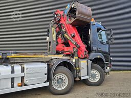 Volvo FM 460 8x6 / PALFINGER EPSILON / HOOKLIFT