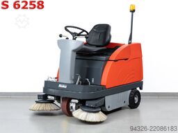 Hako Sweepmaster B980 R - 2021y - 805h