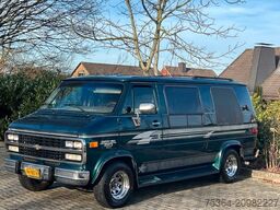 CHEVROLET Chevy Van 5.7 V8 Starcraft Low Top Double Cabin