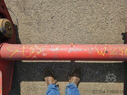 SAF TRAILER AXLE SINGLE TIRES DISC BRAKES.