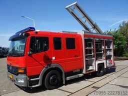Mercedes-Benz 1325 godiva pump