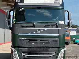 VOLVO FH 460 6x2 LL 3.Stock KABA Viehtransporter