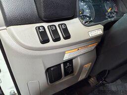 MITSUBISHI Fuso Canter 7C18 3 Seiten Kipper Klima LED AHK
