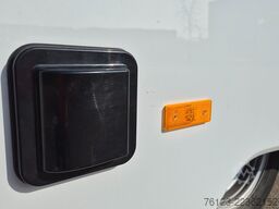 MERCEDES-BENZ 30 Sitzer Schul- Transferbus 519 Vorlauffahrzeug