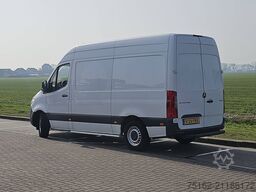 MERCEDES-BENZ SPRINTER 311 L2H2 Mbux RWD!