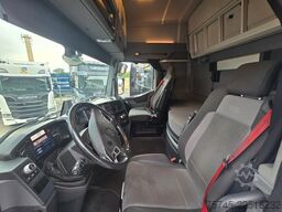 RENAULT T 520 * ACC * KLIMAAUT. * SPURHALTE *
