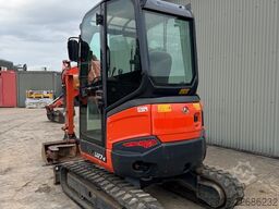 Kubota U 27-4