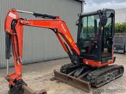 Kubota U 27-4