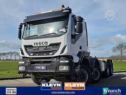IVECO AD330T45 TRAKKER