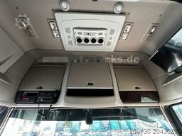 DAF XF 530 4x2 Finkl 2.Stock Viehaufbau