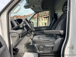 VOLKSWAGEN CRAFTER REGALS. STANDHZG. ZUSATZHEIZUNG NAVI PDC
