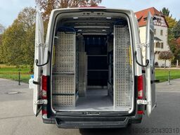 VOLKSWAGEN CRAFTER REGALS. STANDHZG. ZUSATZHEIZUNG NAVI PDC