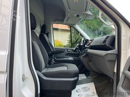 VOLKSWAGEN CRAFTER REGALS. STANDHZG. ZUSATZHEIZUNG NAVI PDC