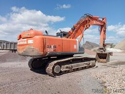 Hitachi ZX350LC-3 with standard earth boom and long-front boom