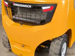 Jungheinrich TFG 425s - Service Neu - VW Motor - STVO