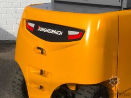 Jungheinrich EFG 545 - Service Neu - Batterie 85% - 4.5t