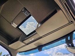 Volvo FH540 8X4 / 8X2 / HMF 28TM KRAN / CRANE / OPRIJ...