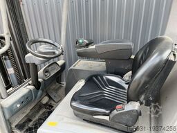 Jungheinrich EFG320