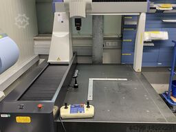 Mitutoyo Crysta Apex C7106