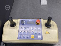 Mitutoyo Crysta Apex C7106