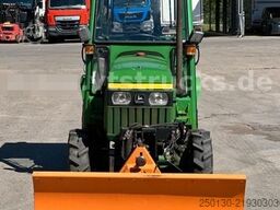 John Deere 670 Hofschlepper, Zapfwelle/Hydraulik 14 kW