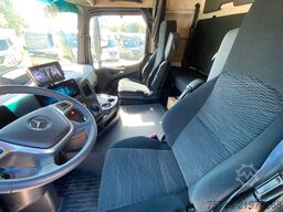 MERCEDES-BENZ ACTROS 1832  TT-XL  7 Pferde 6 Sitze Neufahrzeug
