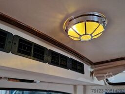 MERCEDES-BENZ Vorgänger Sprinter O 319 Samba mit Faltdach AC